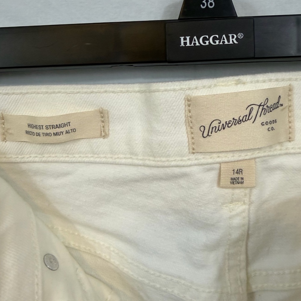Universal Thread Off White Straight-Leg Jeans - image 3